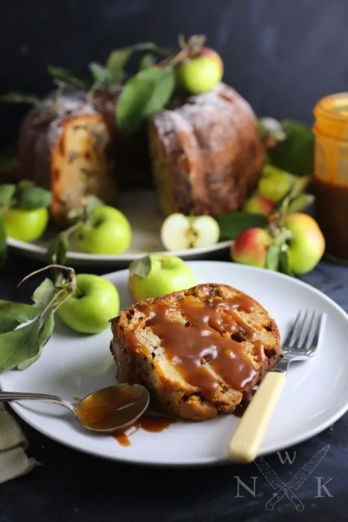 Toffee-Apple Sour Cream Cake