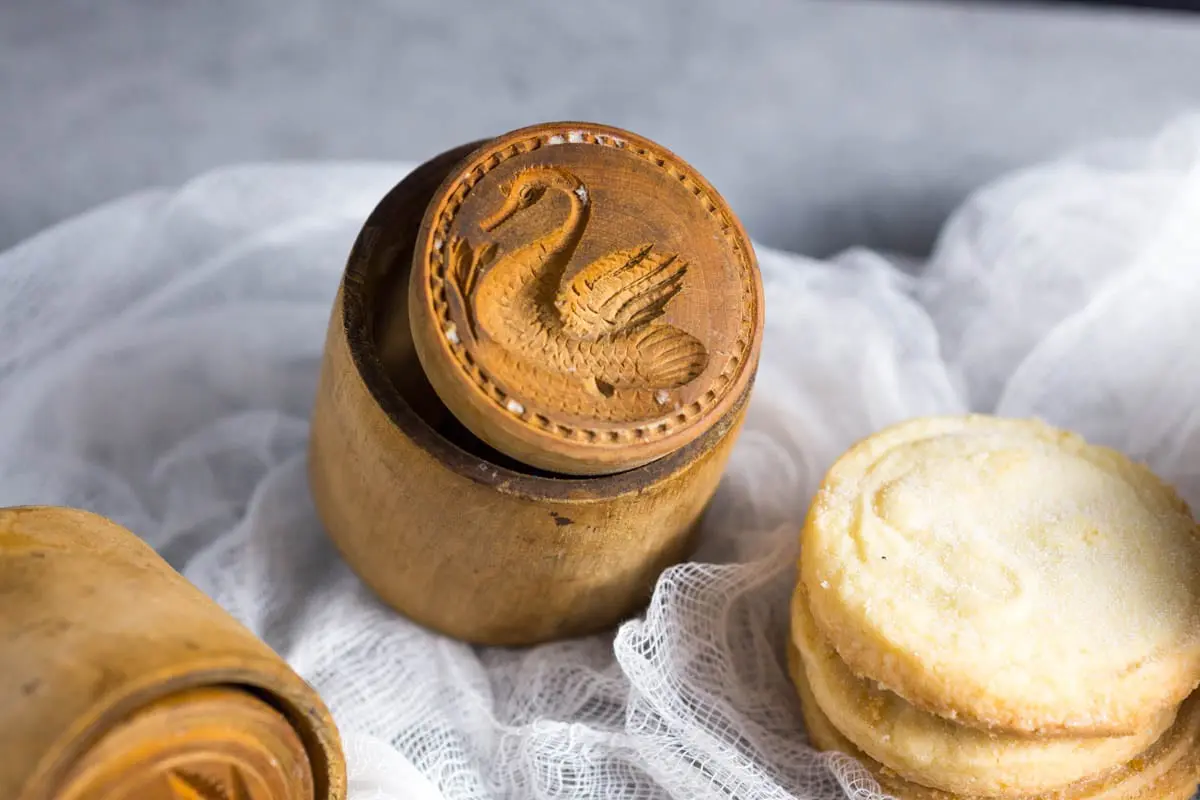 Rustic Shortbread Biscuits with Stamps