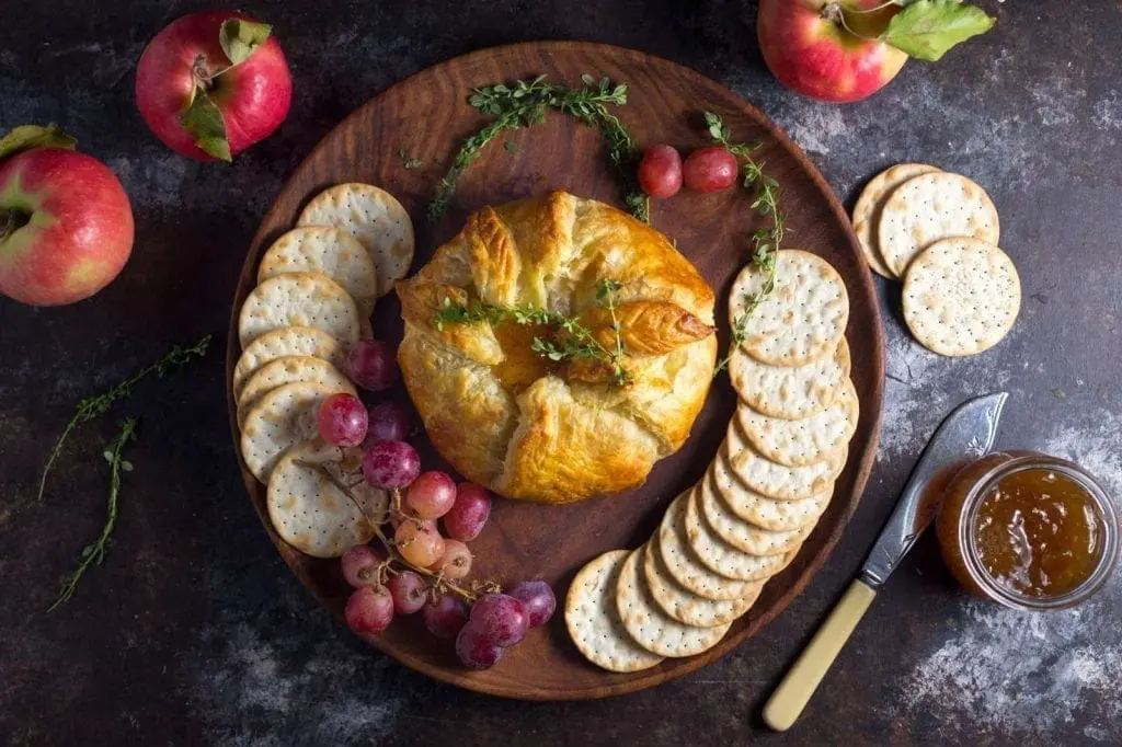 Baked Brie en Croute with Fig Jam