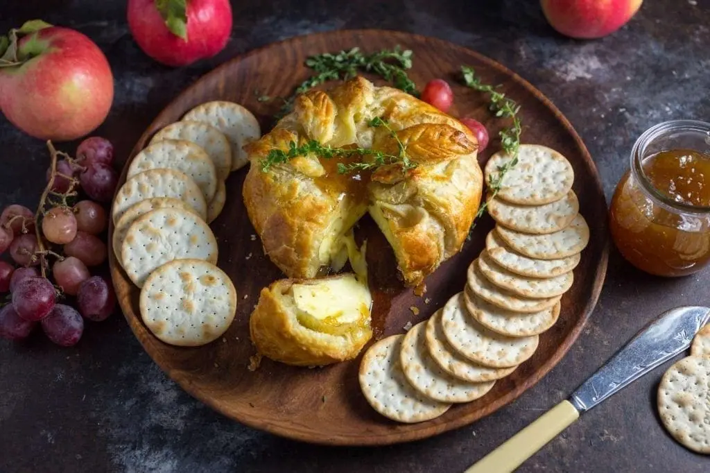 Simple Baked Brie en Croûte with Thyme and Fig Jam