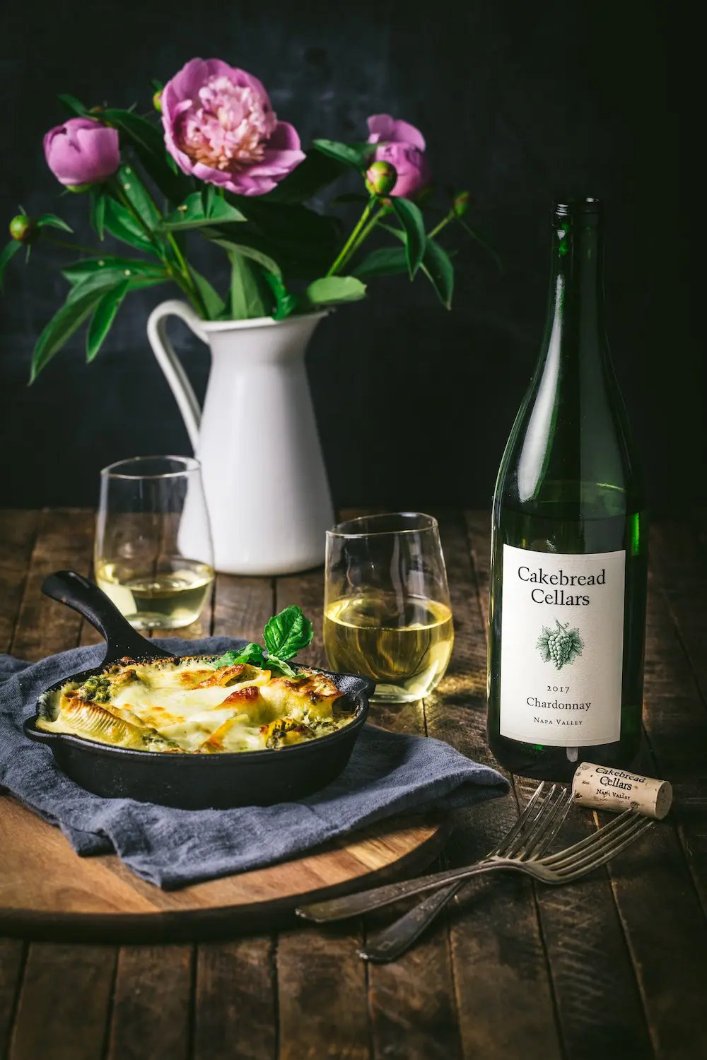 Stuffed Shells with Fontina Sauce