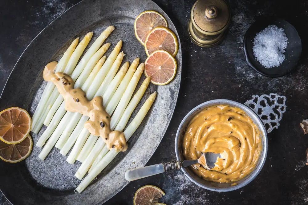 White Asparagus with Black Garlic Aioli