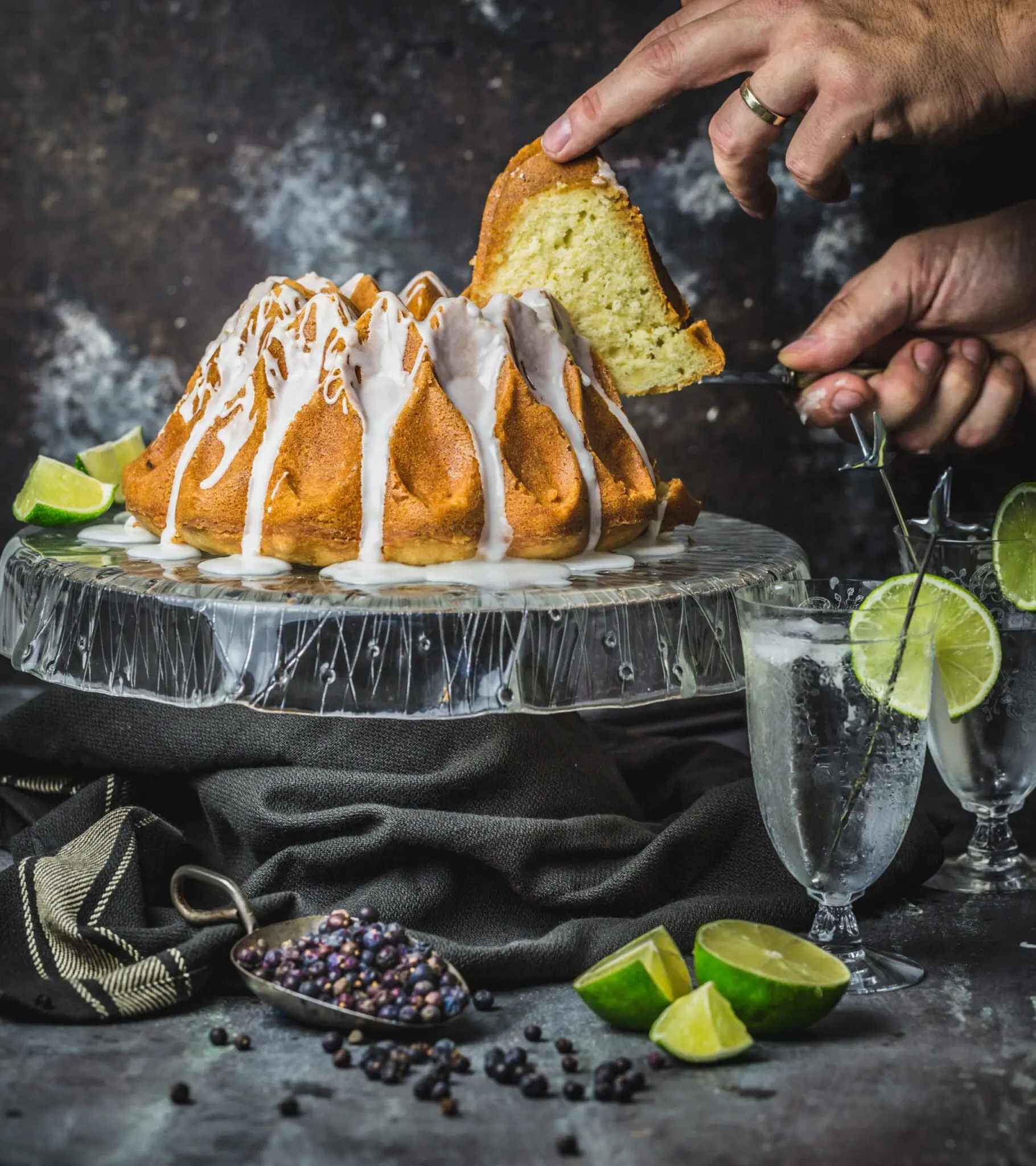 VODKA AND GIN - Gin and Tonic Pound Cake