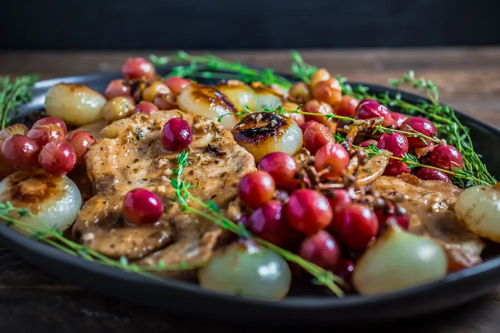 Pork Chops with Grapes