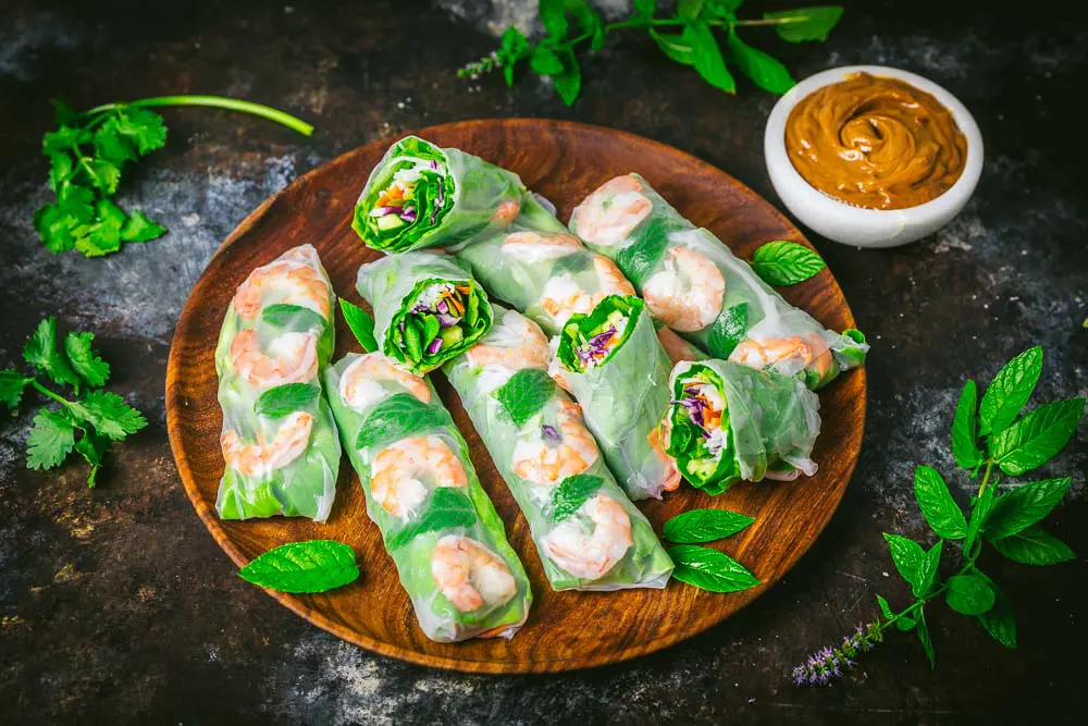 Vietnamese Summer Rolls with Peanut Sauce