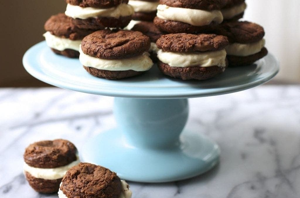 Brownie Bites with Vanilla Mascarpone Filling
