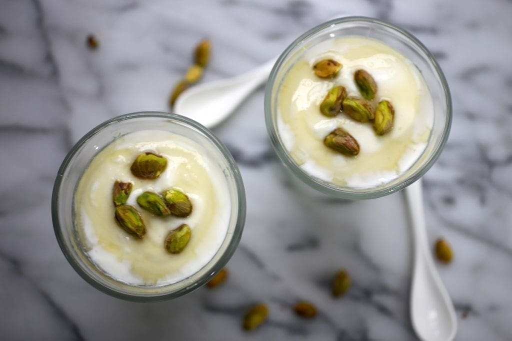 Easy, home-made Greek yogurt