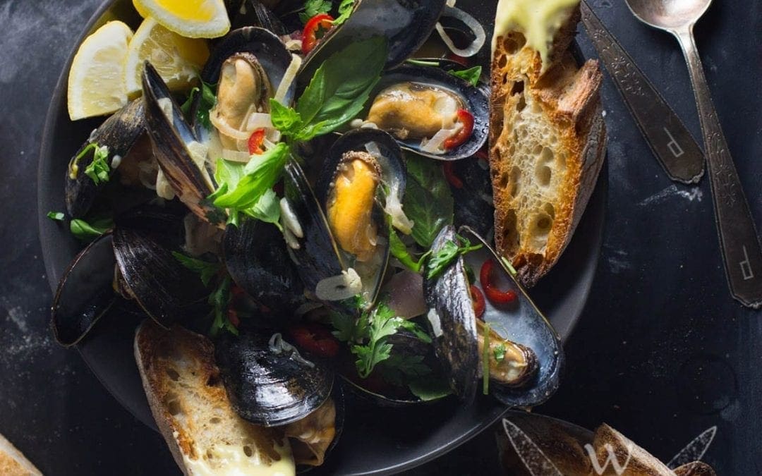 Steamed Mussels With Wheat Beer and Basil
