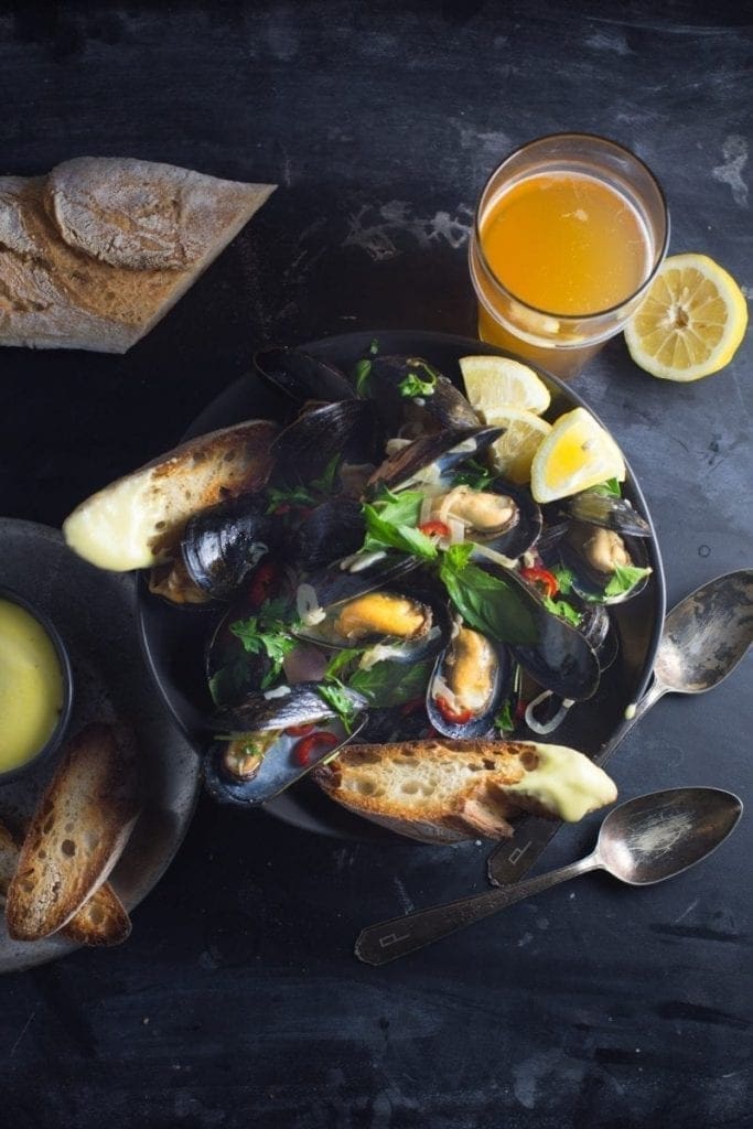 Steamed Mussels With Wheat Beer and Basil (and Garlicky Aïoli Toasts)