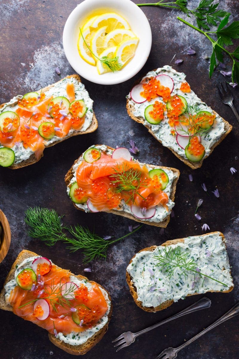 Tartines with Herb Cheese and Smoked Salmon - Nerds with Knives