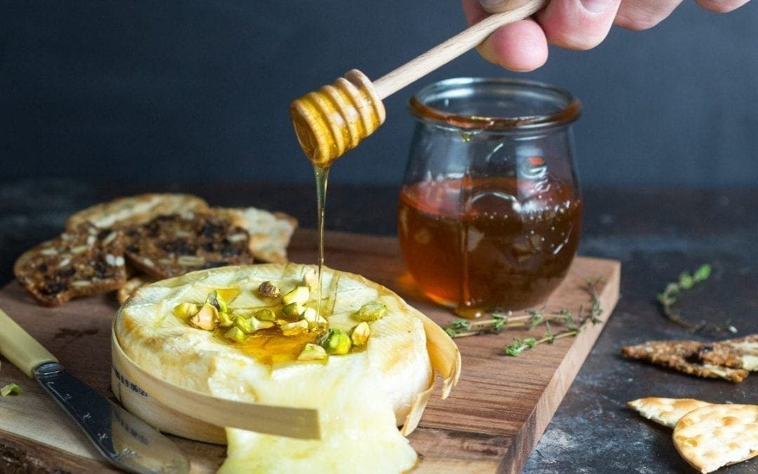 Easy Baked Brie With Honey And Pistachios