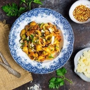 Gamush: Easy Weeknight Pasta Bolognese-image