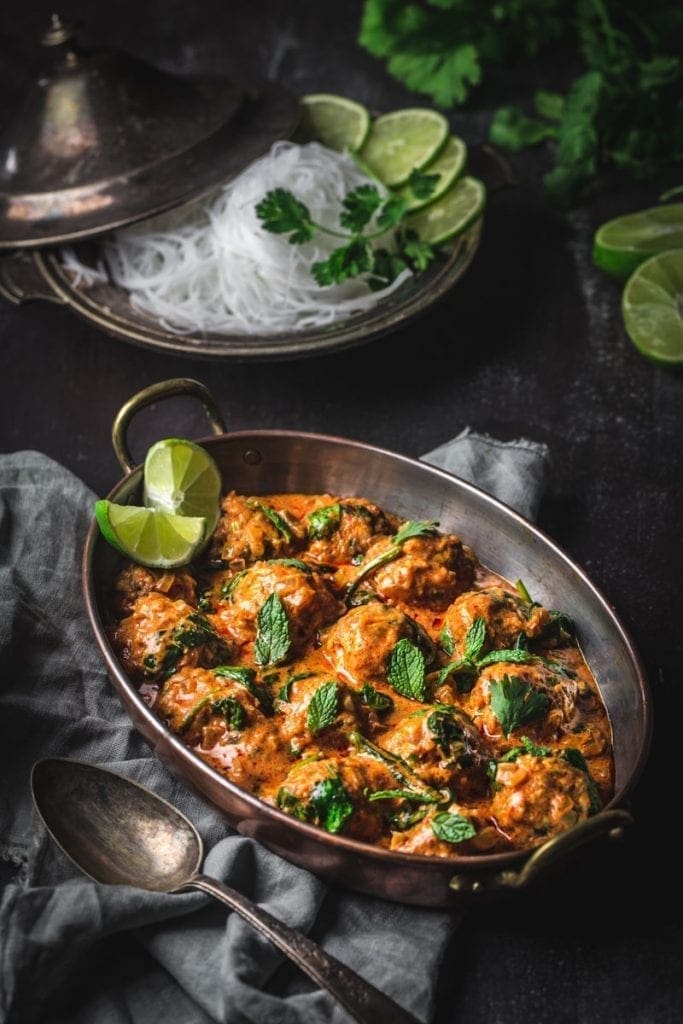 Red Curry Chicken Meatballs