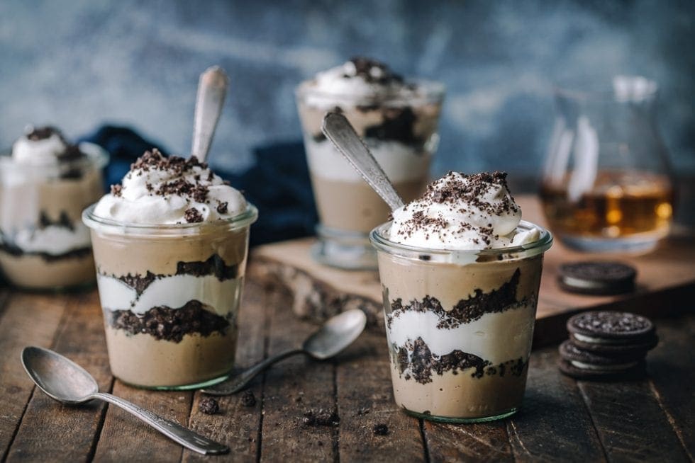 Bailey's Cookies and Cream Parfaits - Nerds with Knives